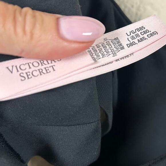 Victoria’s Secret Black Bra size L - Picture 4 of 8